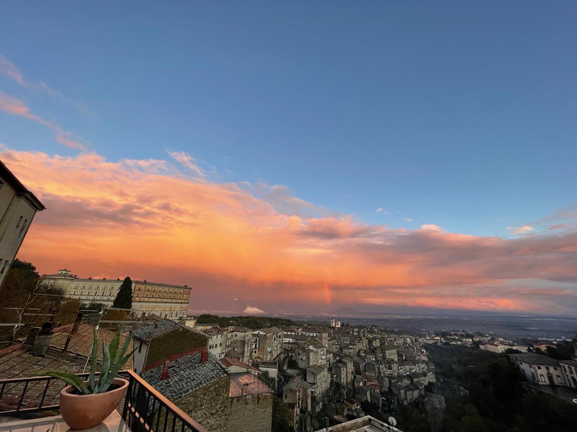 Casa Checca Appartamenti Per Vacanze Капрарола Экстерьер фото