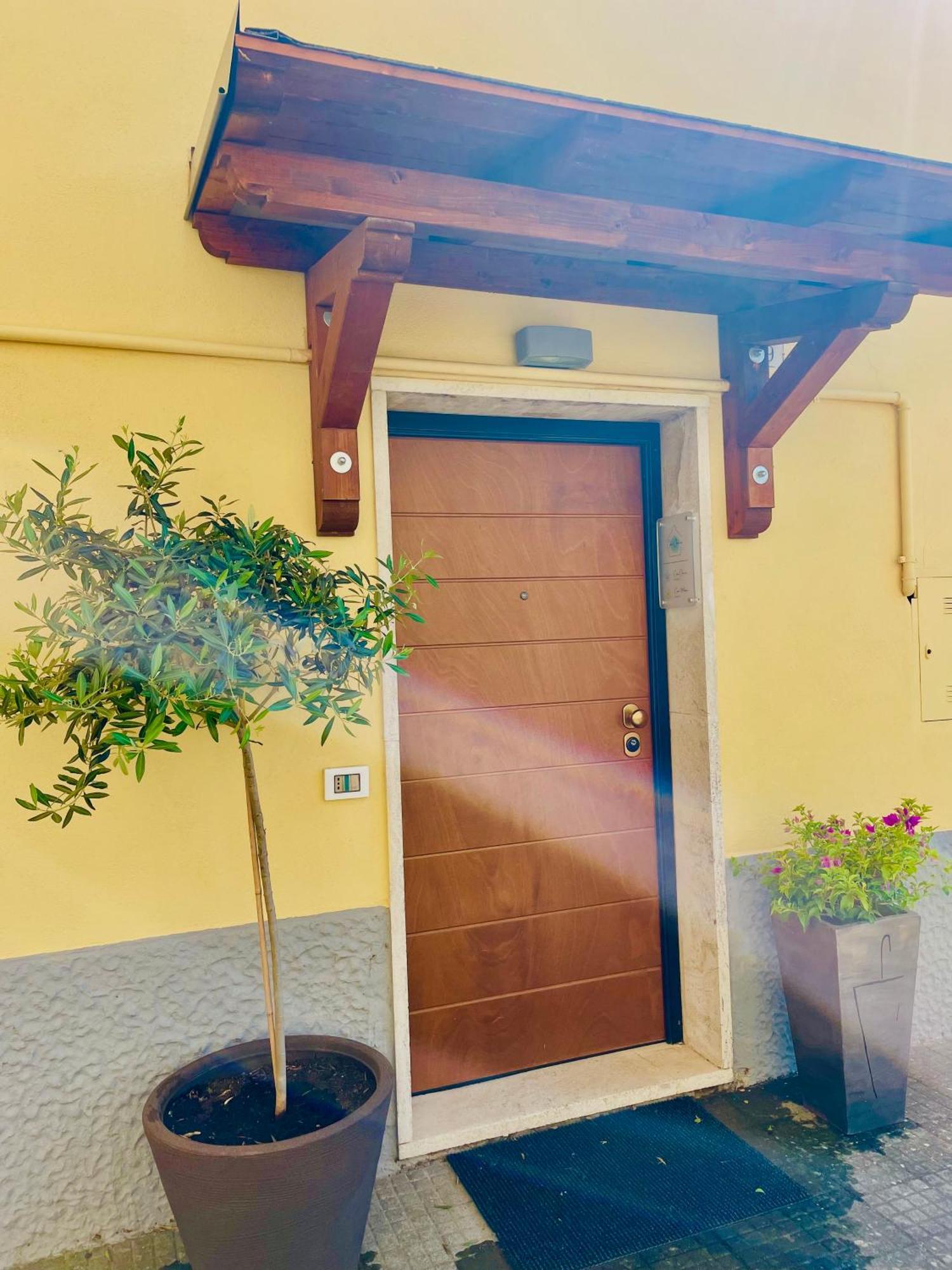 Casa Checca Appartamenti Per Vacanze Капрарола Экстерьер фото